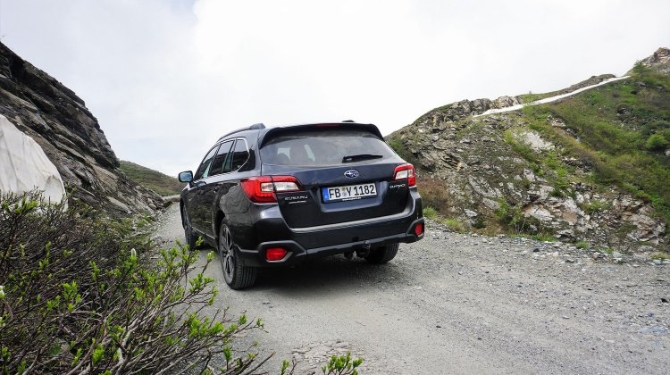 d8b5d17368ddb11fe8456b63f7c8b27437d6d6d3